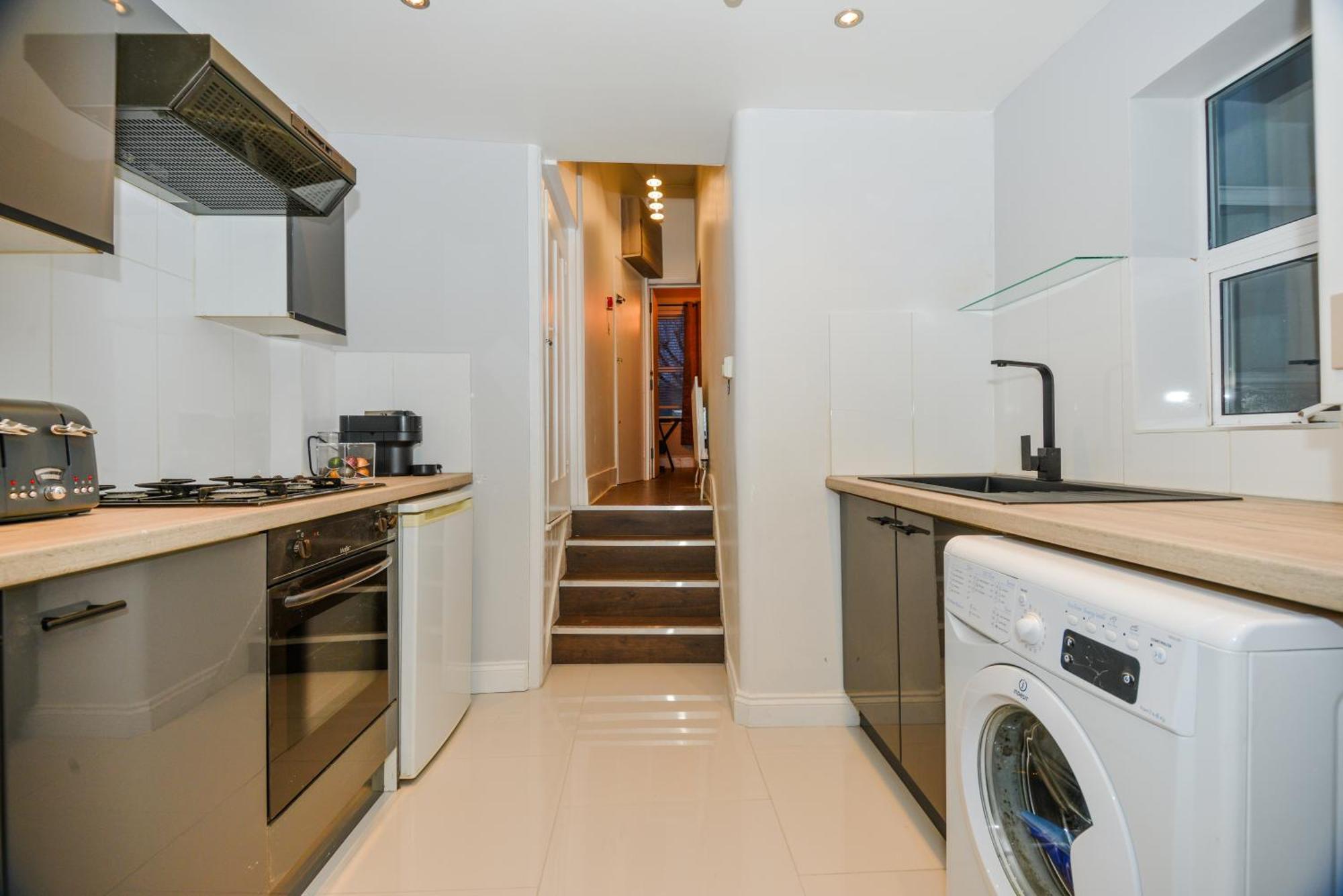 Cosy 1 Bedroom Home For Small Families Londra Dış mekan fotoğraf